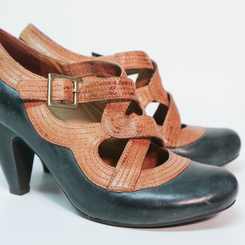 Miz Mooz Heels  (NEW)